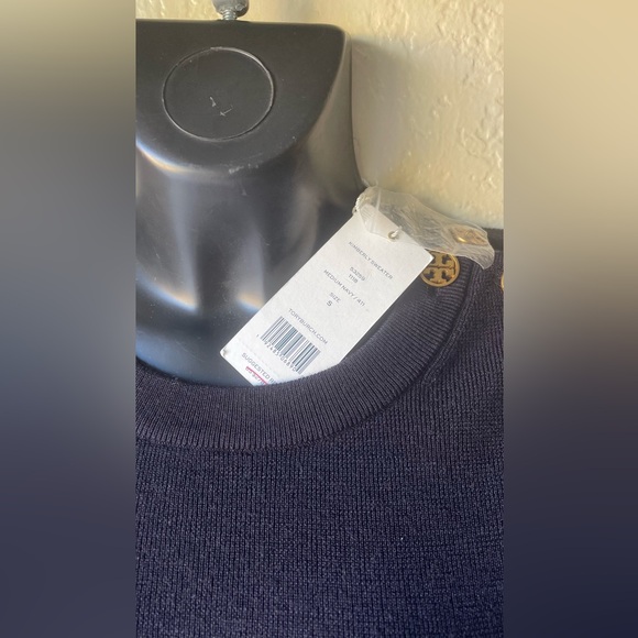 TORY BURCH Kimberly
Merino Wool Sweater... - Picture 3 of 9